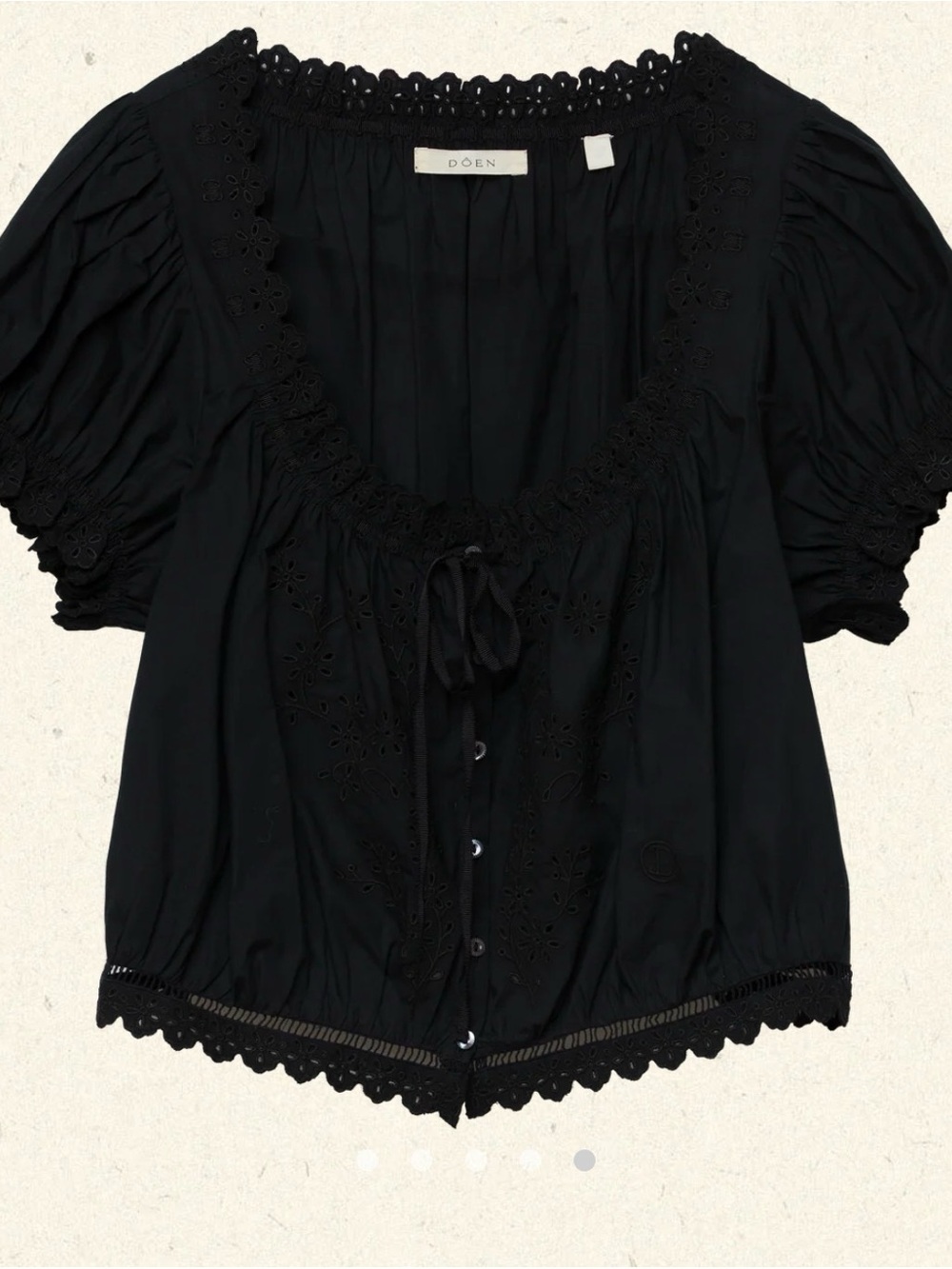 DÔEN NERA TOP
IN BLACK